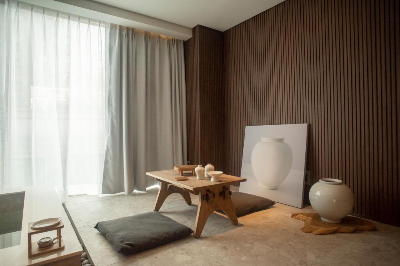 Uh The Myeongdong Hotel Seoul