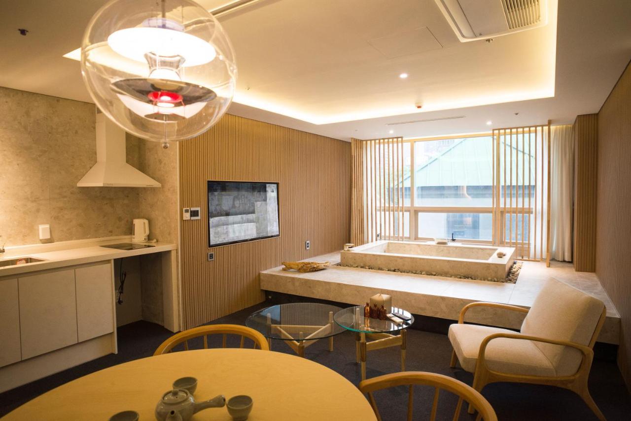 Hotel Uh The Myeongdong