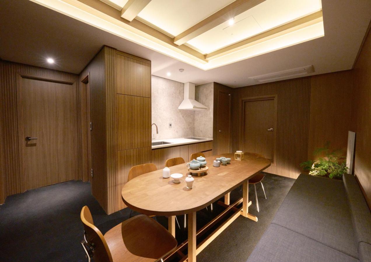 Uh The Myeongdong Hotel 3*